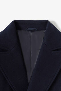 Lange wintermantel, gekruiste knoopsluiting