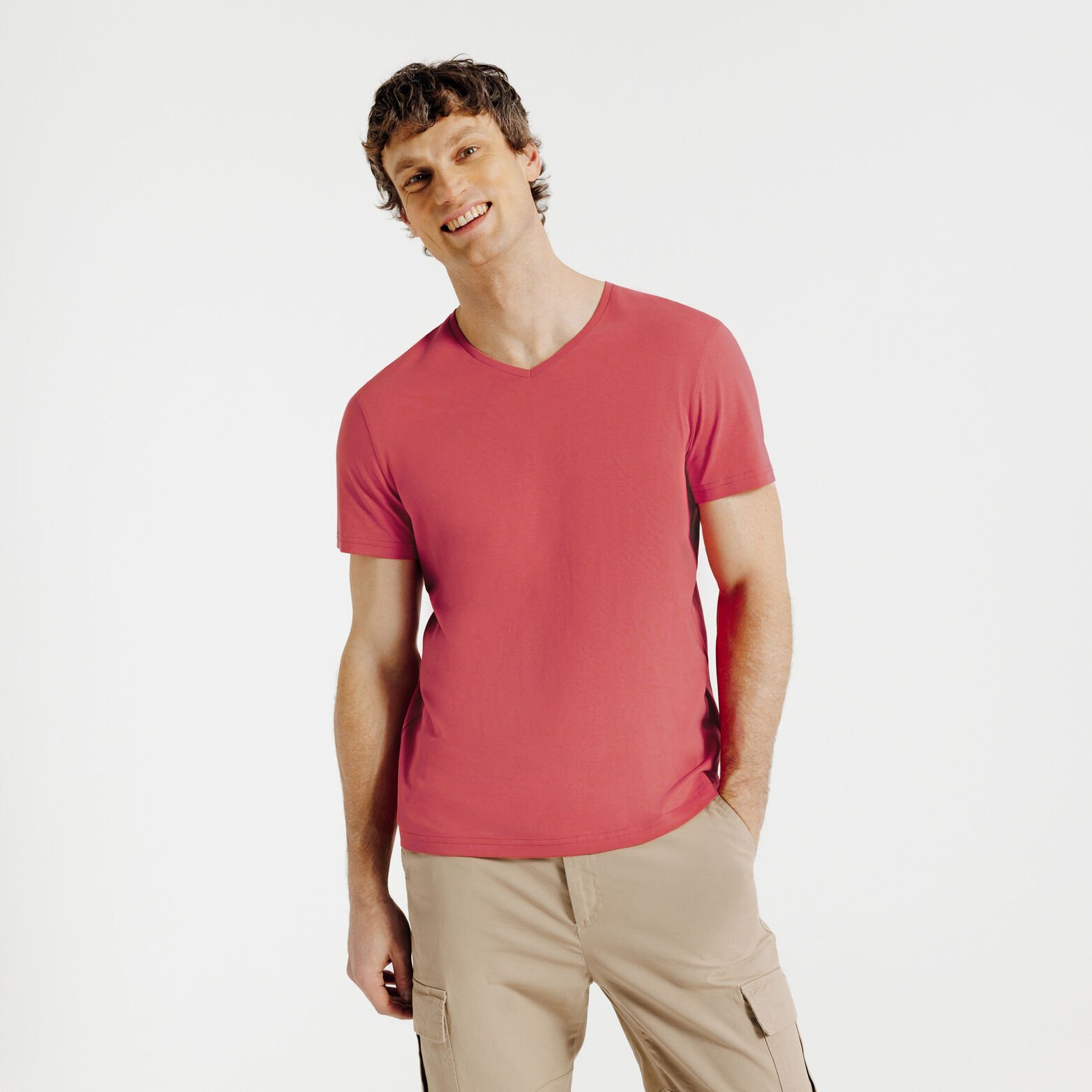 Basic T-shirt met V-hals in biokatoen 