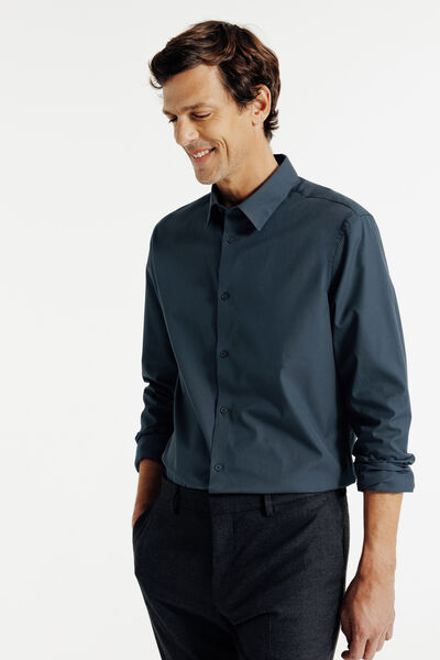 Makkelijk te strijken effen slim fit hemd in katoe