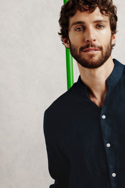 Chemise 100% lin col mao regular unie