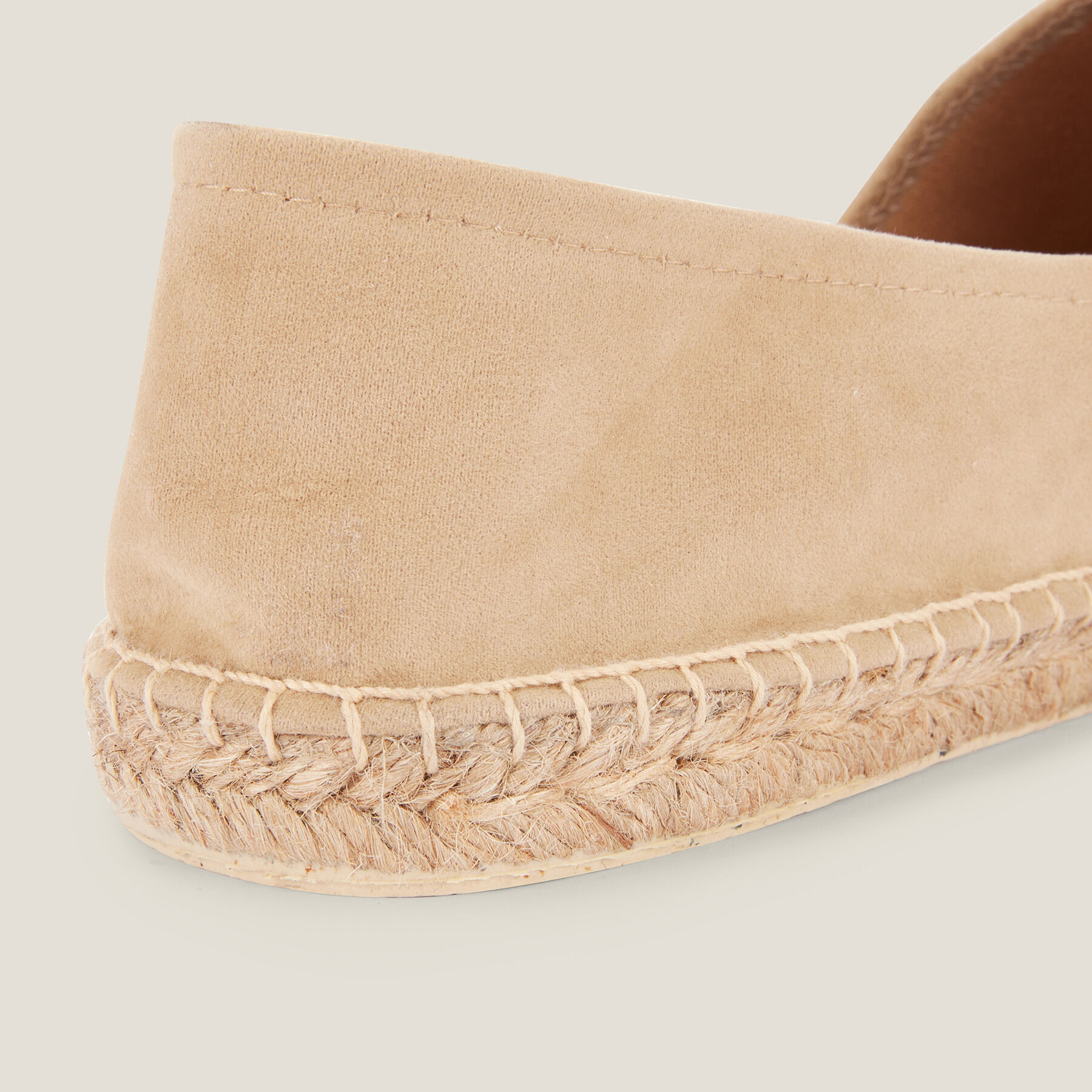 Espadrilles in suede