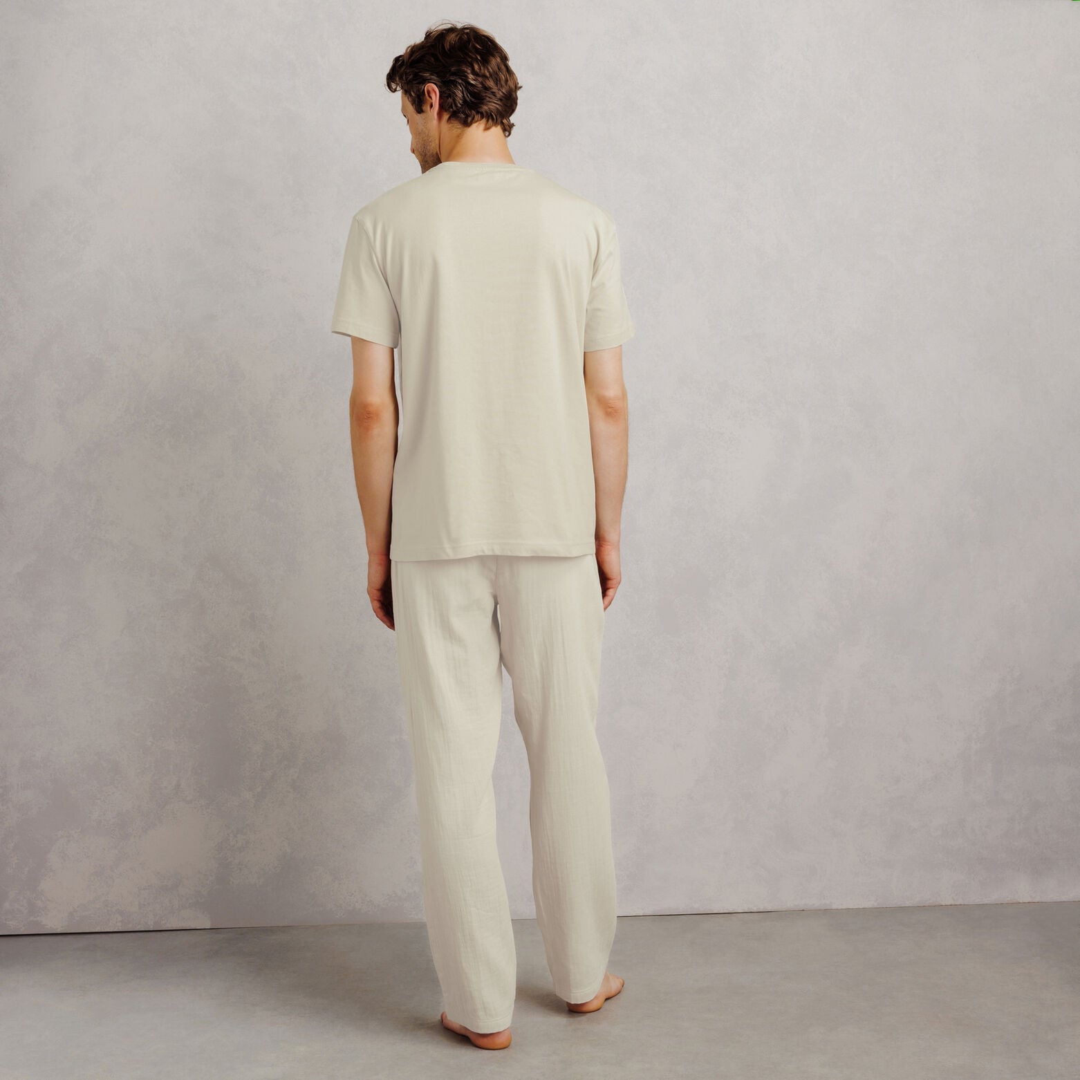 Pyjamaset met borduursel