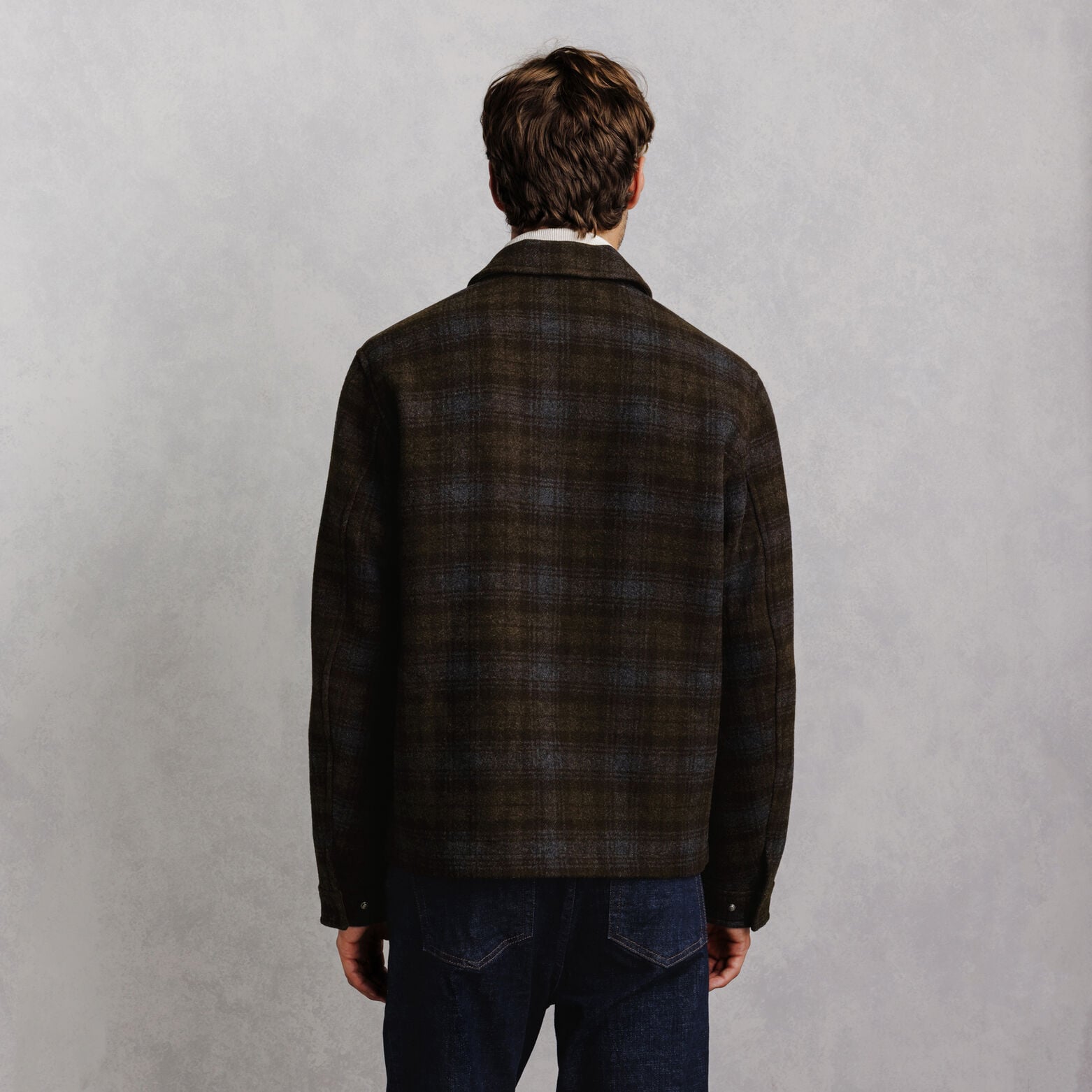 Blouson contenant de la laine col chemise zipp&eacute;
