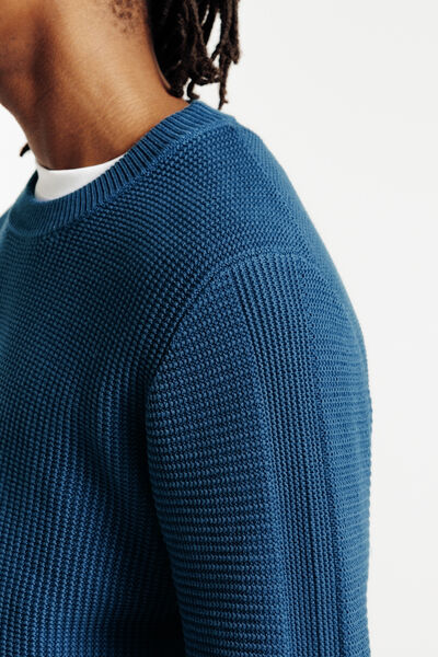 Pull col rond jeux de points fantaisie