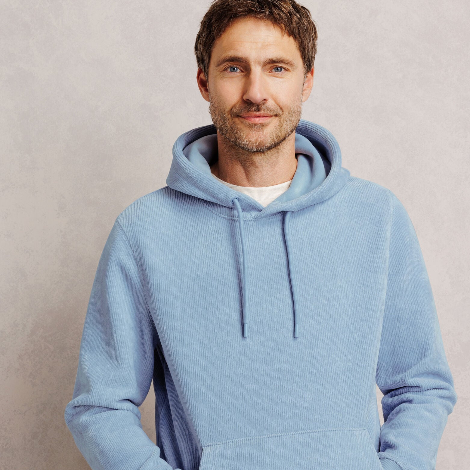 Sweat &agrave; capuche en velours