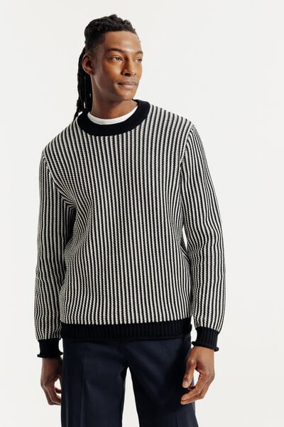 Pull col rond jacquard ray&eacute;