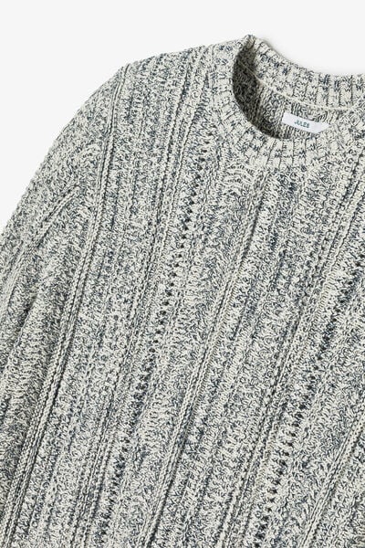 Pull col rond moulin&eacute; ajour&eacute;