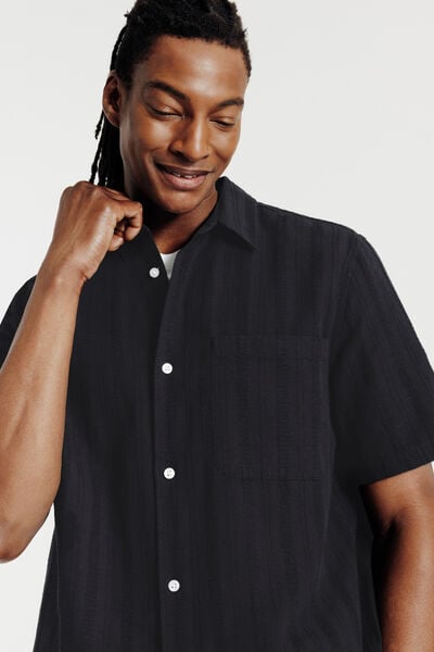 Hemdje in gestreept ton-sur-ton katoen