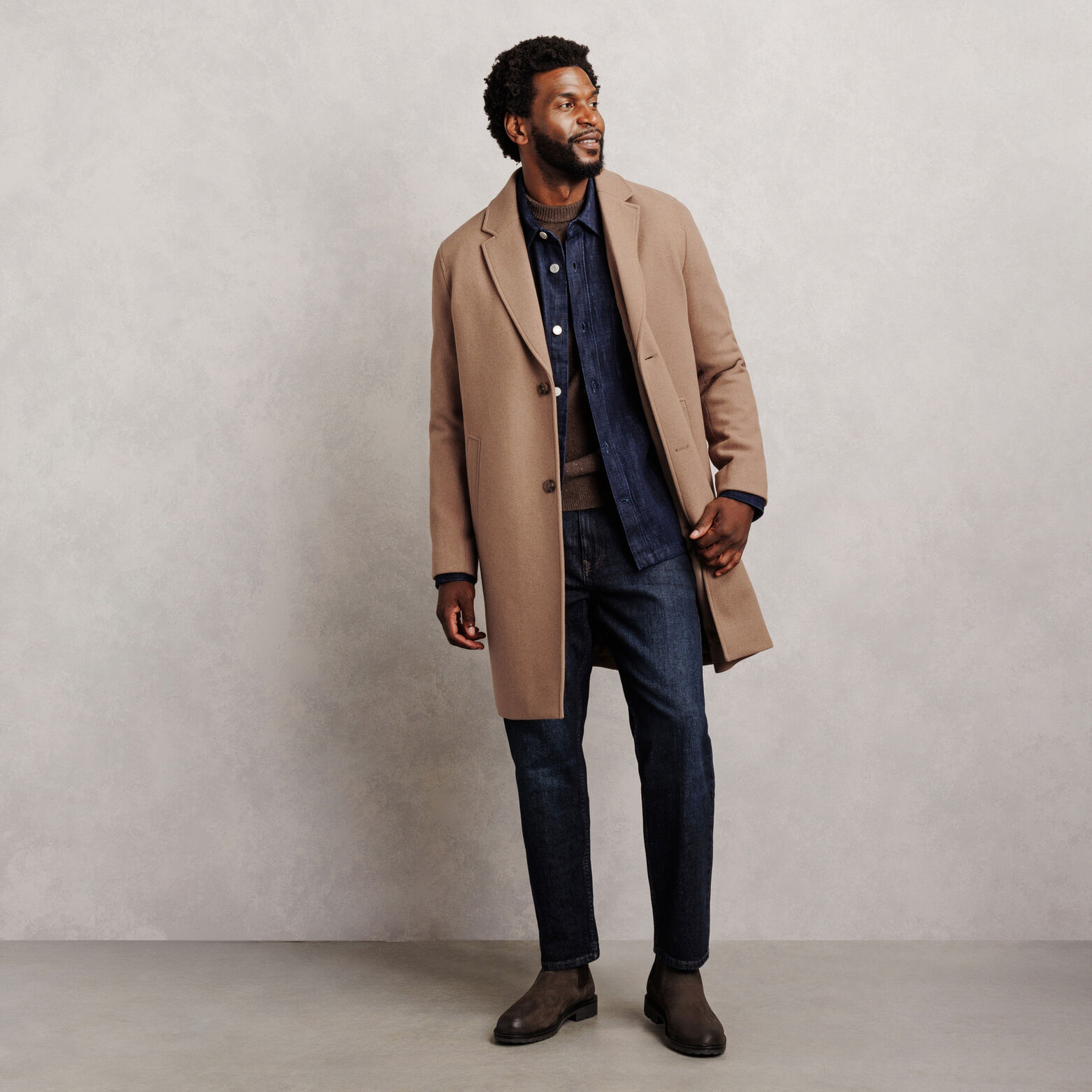 Manteau contenant de la laine col tailleur