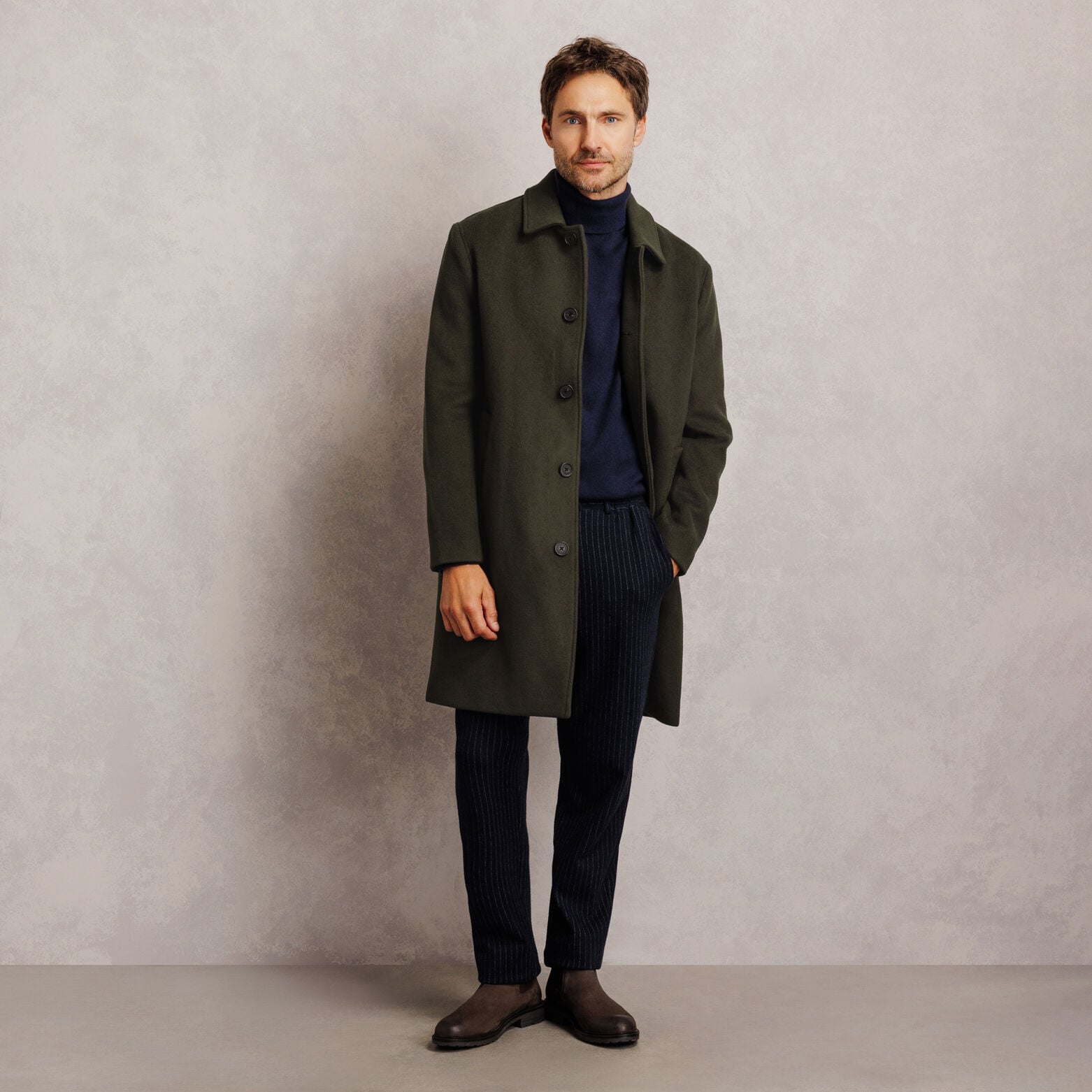 Manteau long col chemise laine majoritaire