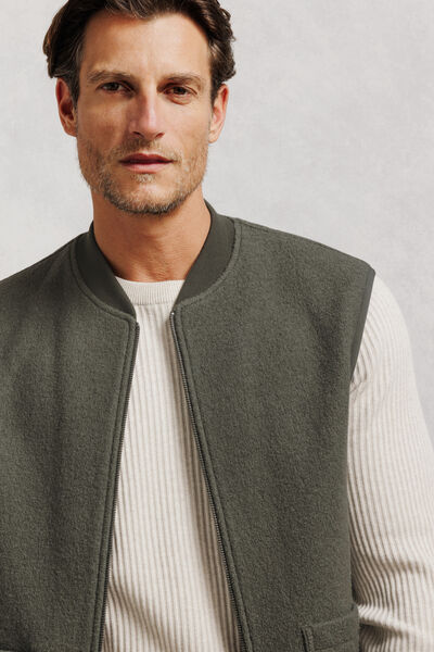 Gilet zipp&eacute; sans manches 100% laine