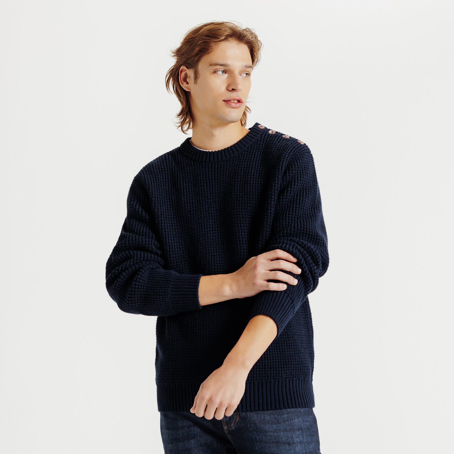 Pull col rond boutonné gaufré