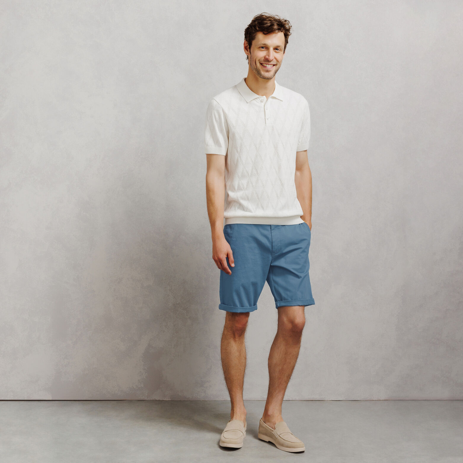 Bermuda chino slim uni avec ceinture