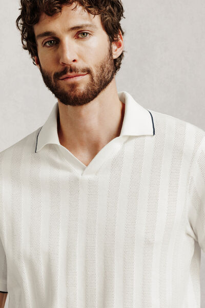 Polo manches courtes col resort textur&eacute;