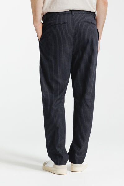 Pantalon chino tapered ray&eacute;