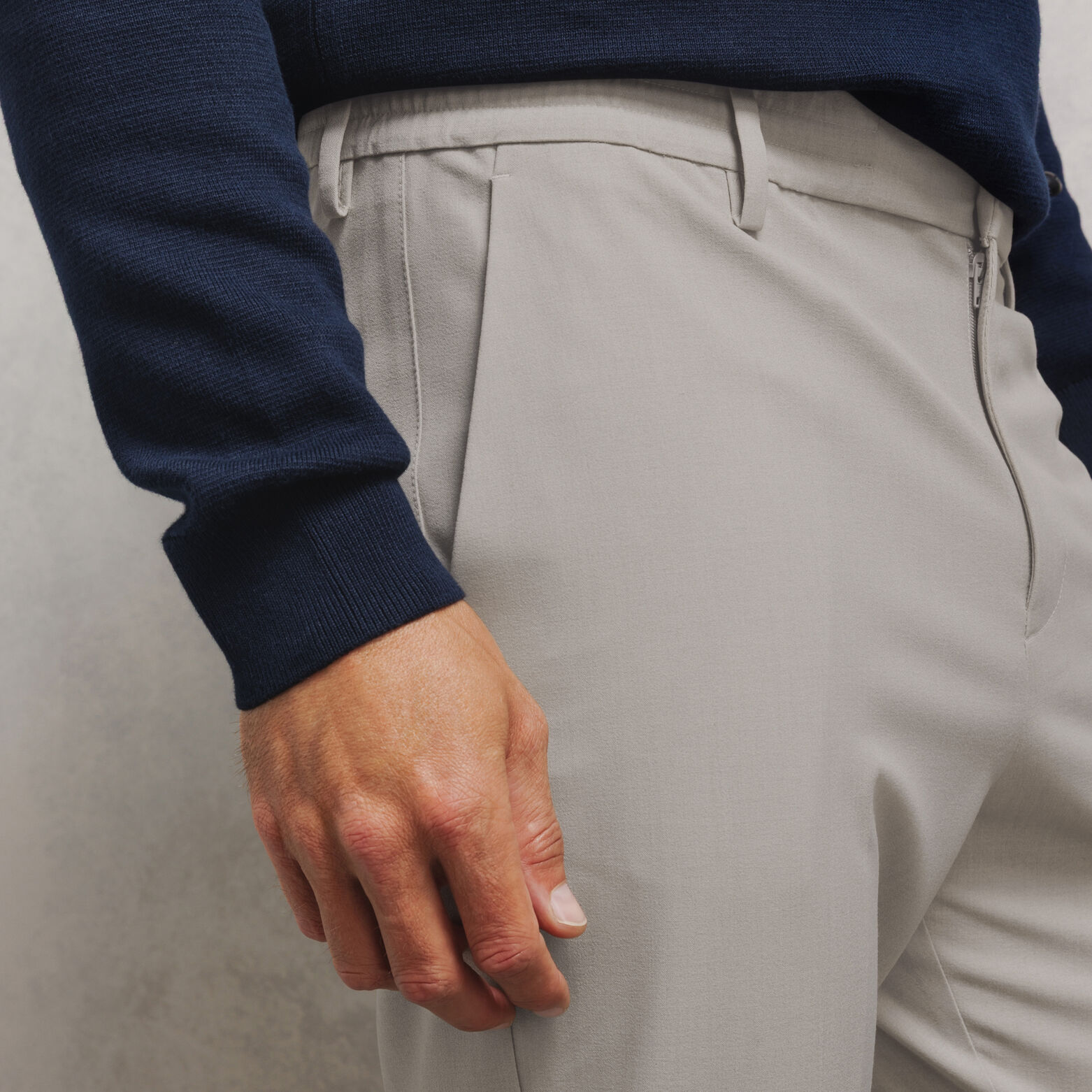 Pantalon tapered taille &eacute;lastiqu&eacute;e