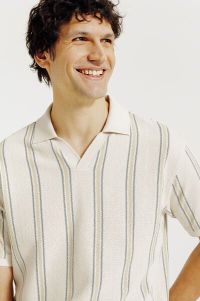 Polo manches courtes ray&eacute; col resort