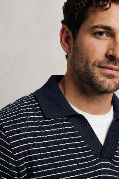 Polo en maille col resort ray&eacute; relief&eacute;