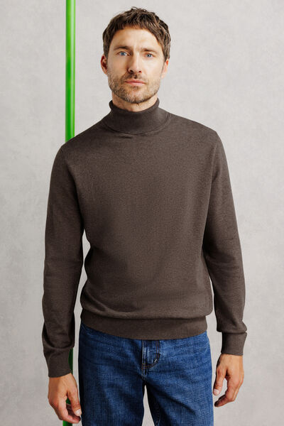 Pull col roul&eacute;