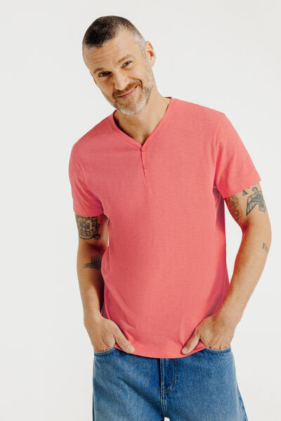 Tee shirt col tunisien en mati&egrave;re flamm&eacute;e