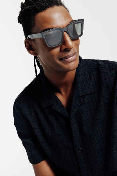 Lunettes de soleil forme rectangulaire