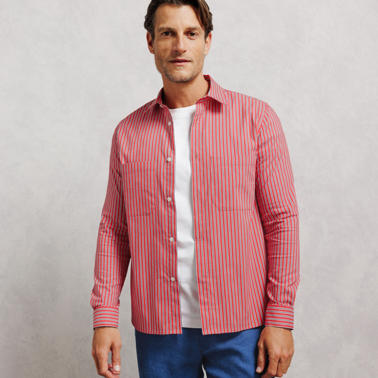 Chemise 100% coton regular ray&eacute;e
