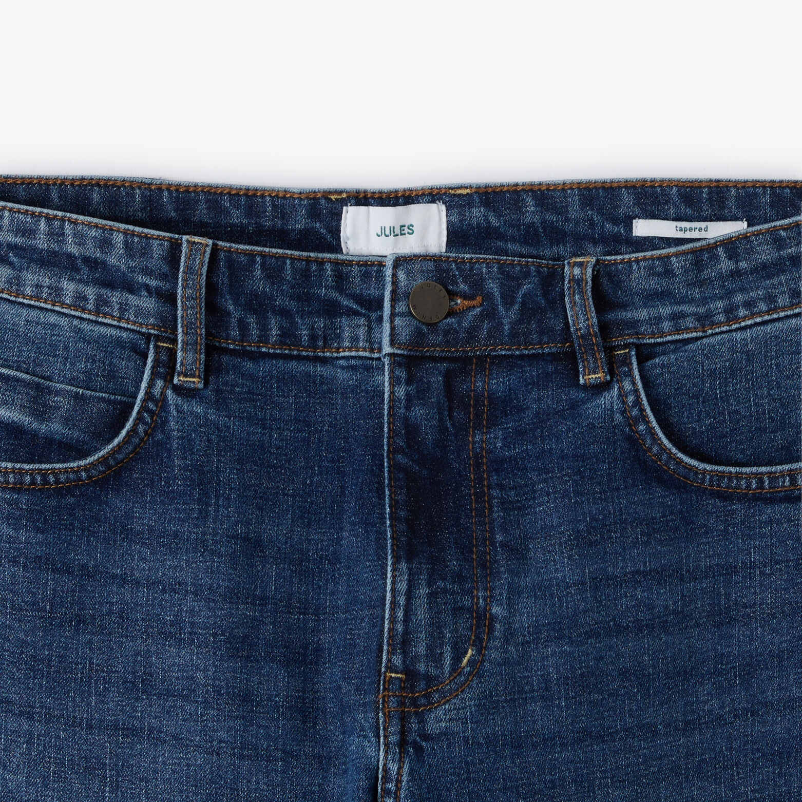 Tapered jeans