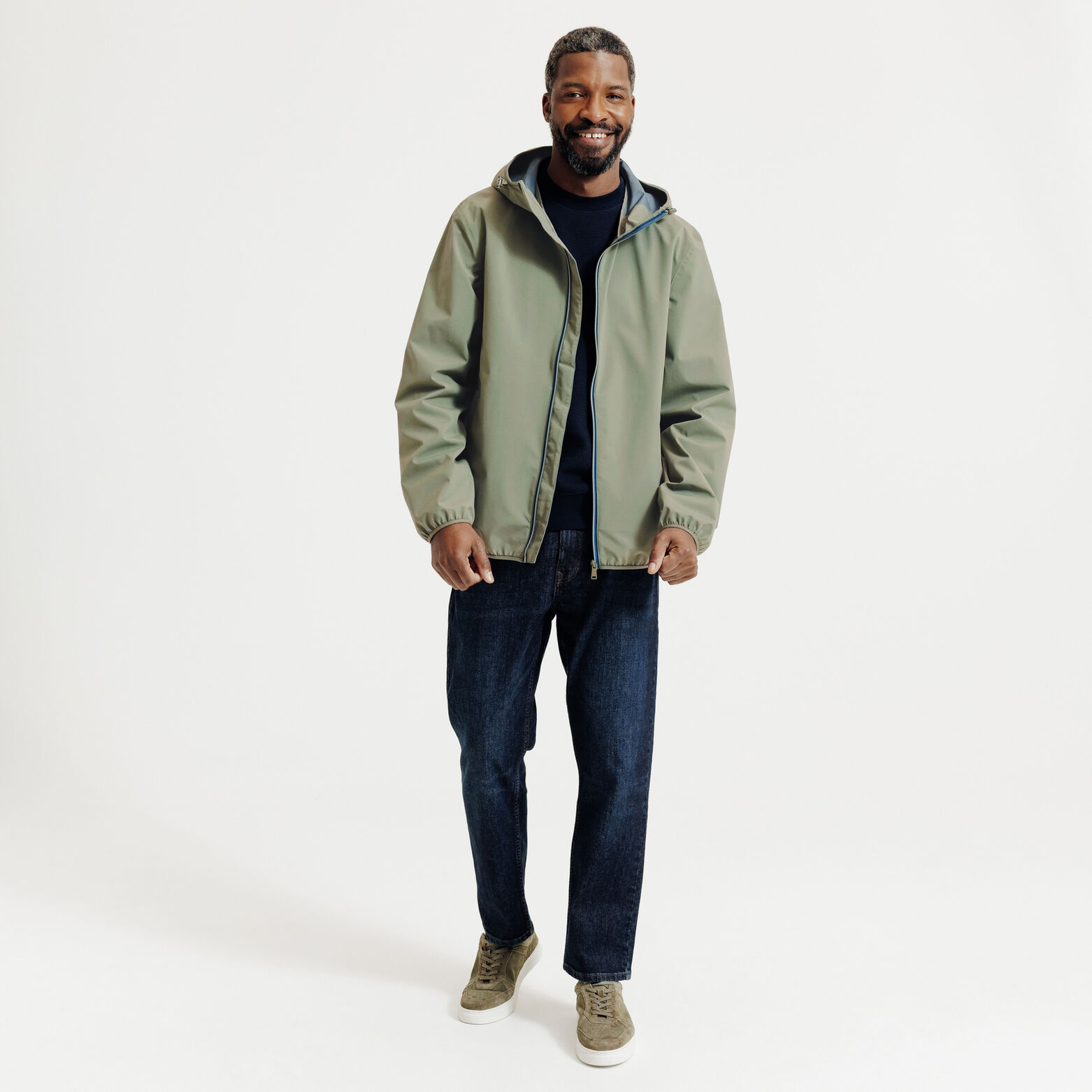 Blouson coupe-vent &agrave; capuche