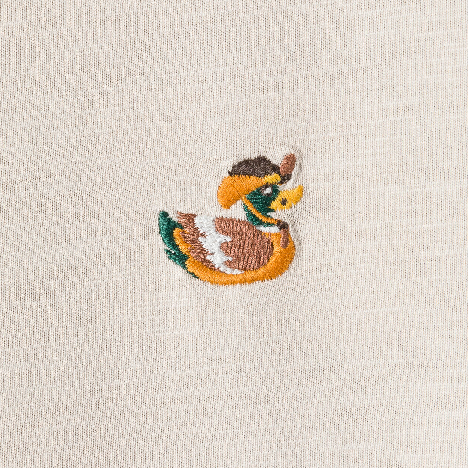 Tee shirt mati&egrave;re flamm&eacute;e broderie poitrine