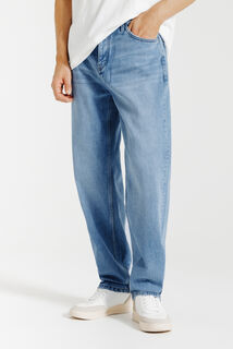 Baggy jeans