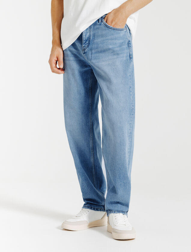 Baggy jeans