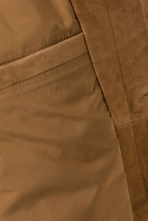 Leren jack met knopen