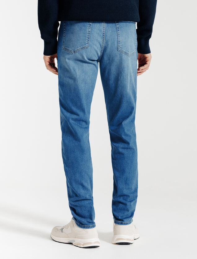 Tapered fit jeans