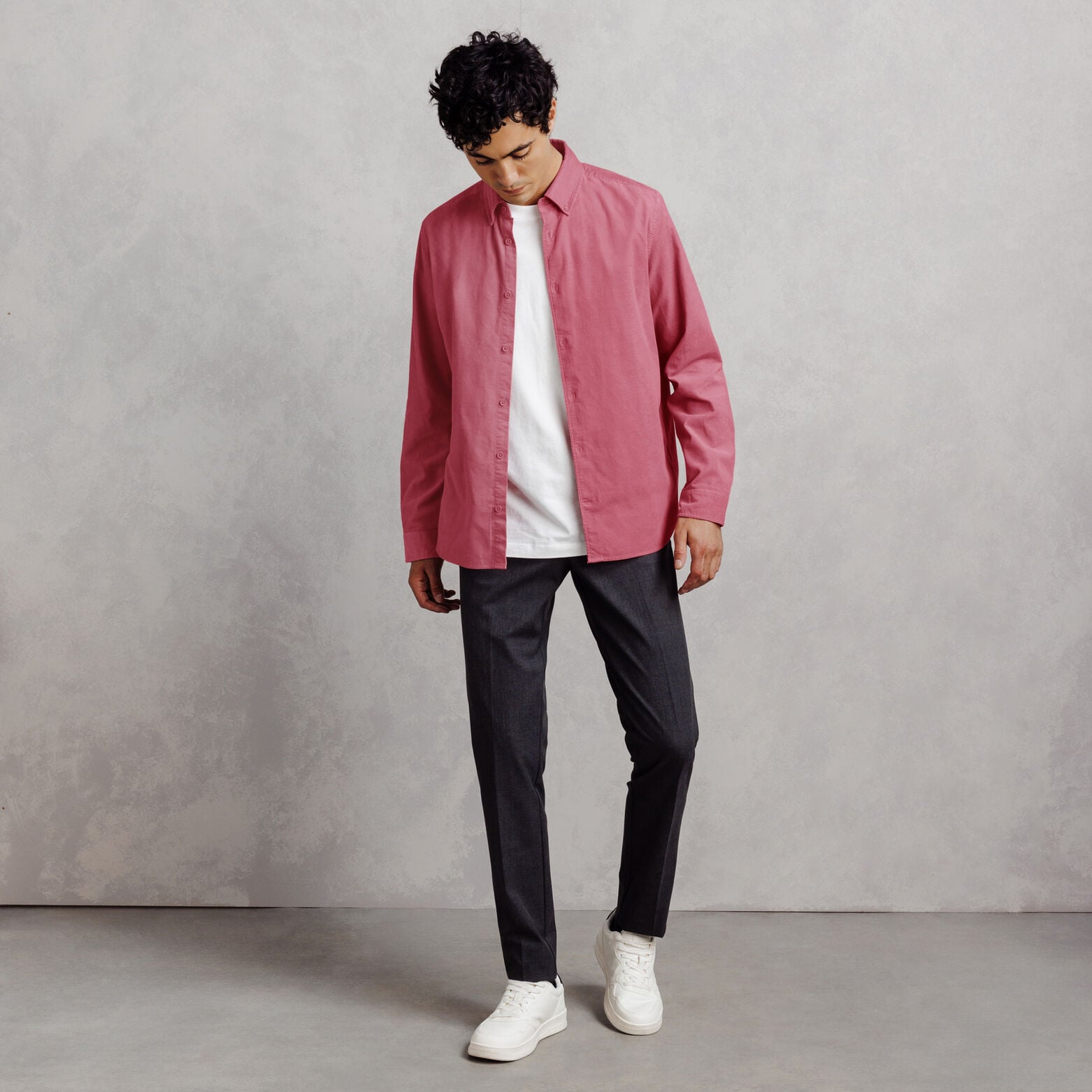 Chemise en velours c&ocirc;tel&eacute; unie 100% coton