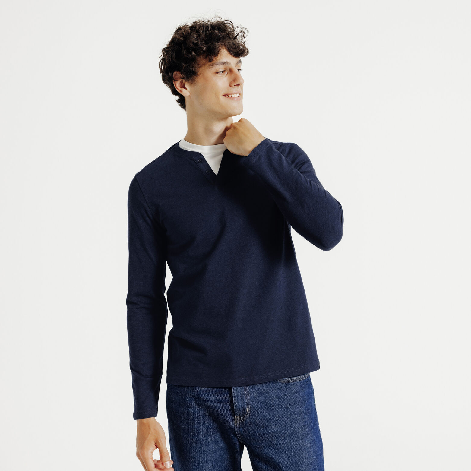 Tee shirt col tunisien manches longues