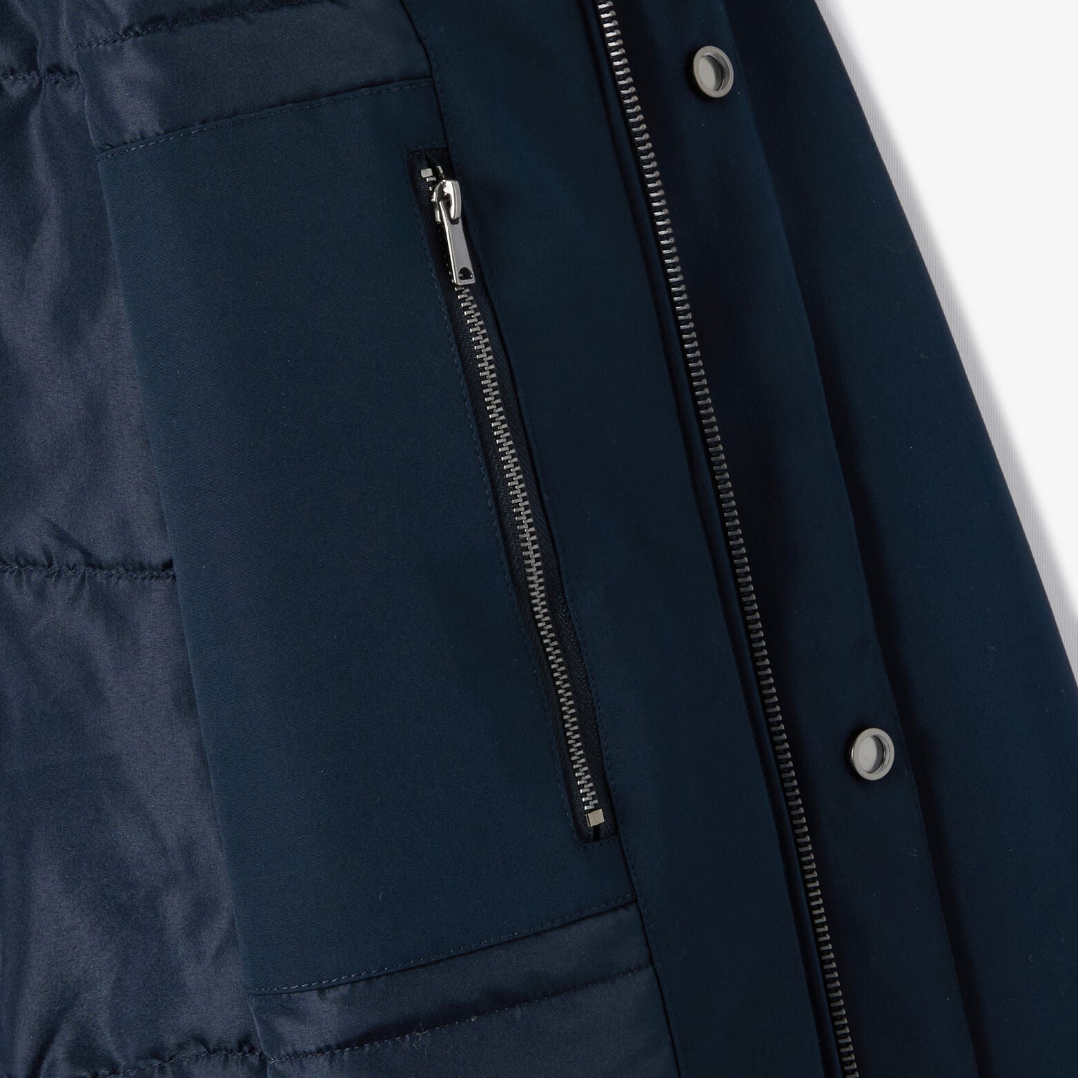 Parka courte &agrave; capuche mati&egrave;re d&eacute;perlante