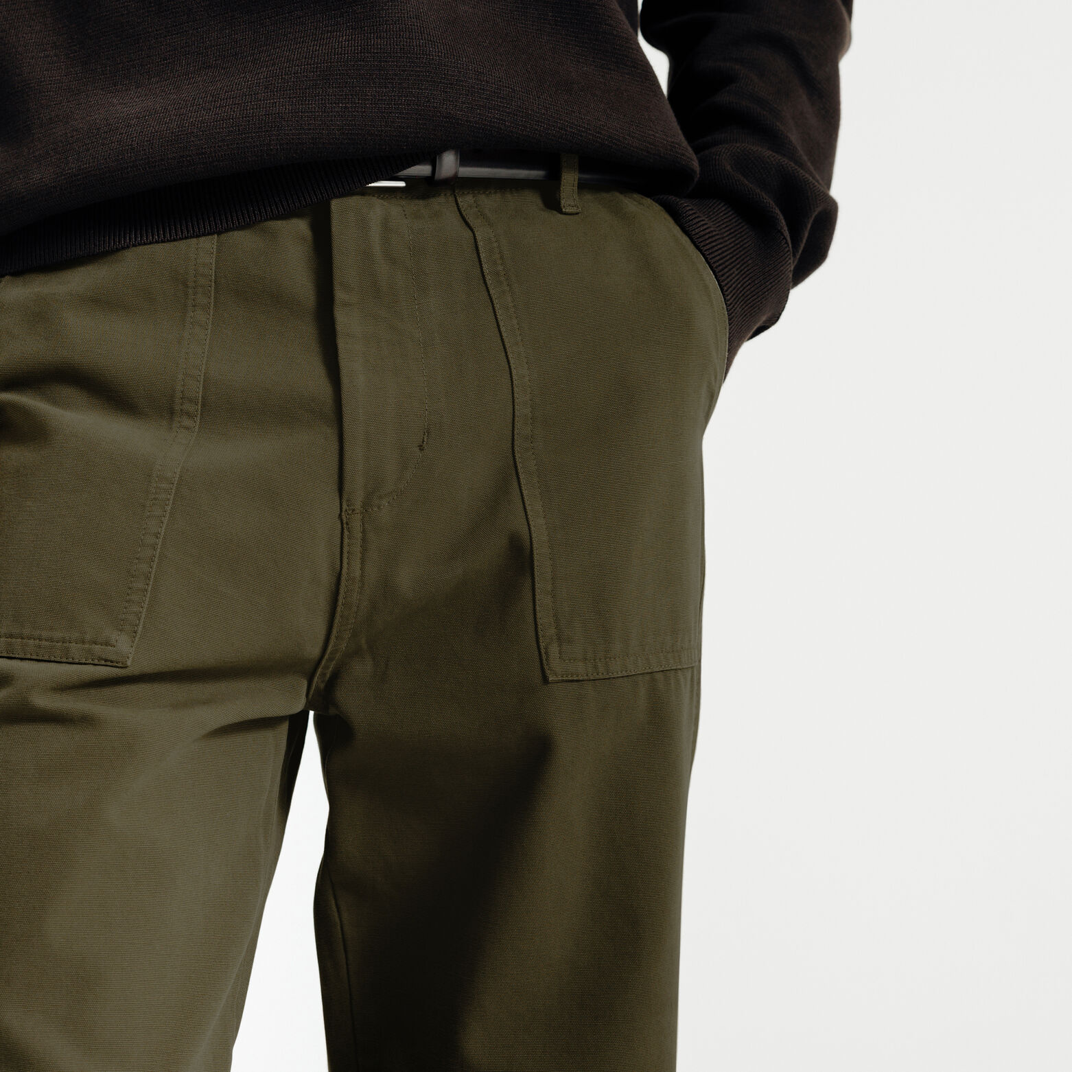 Pantalon baggy détail charpentier