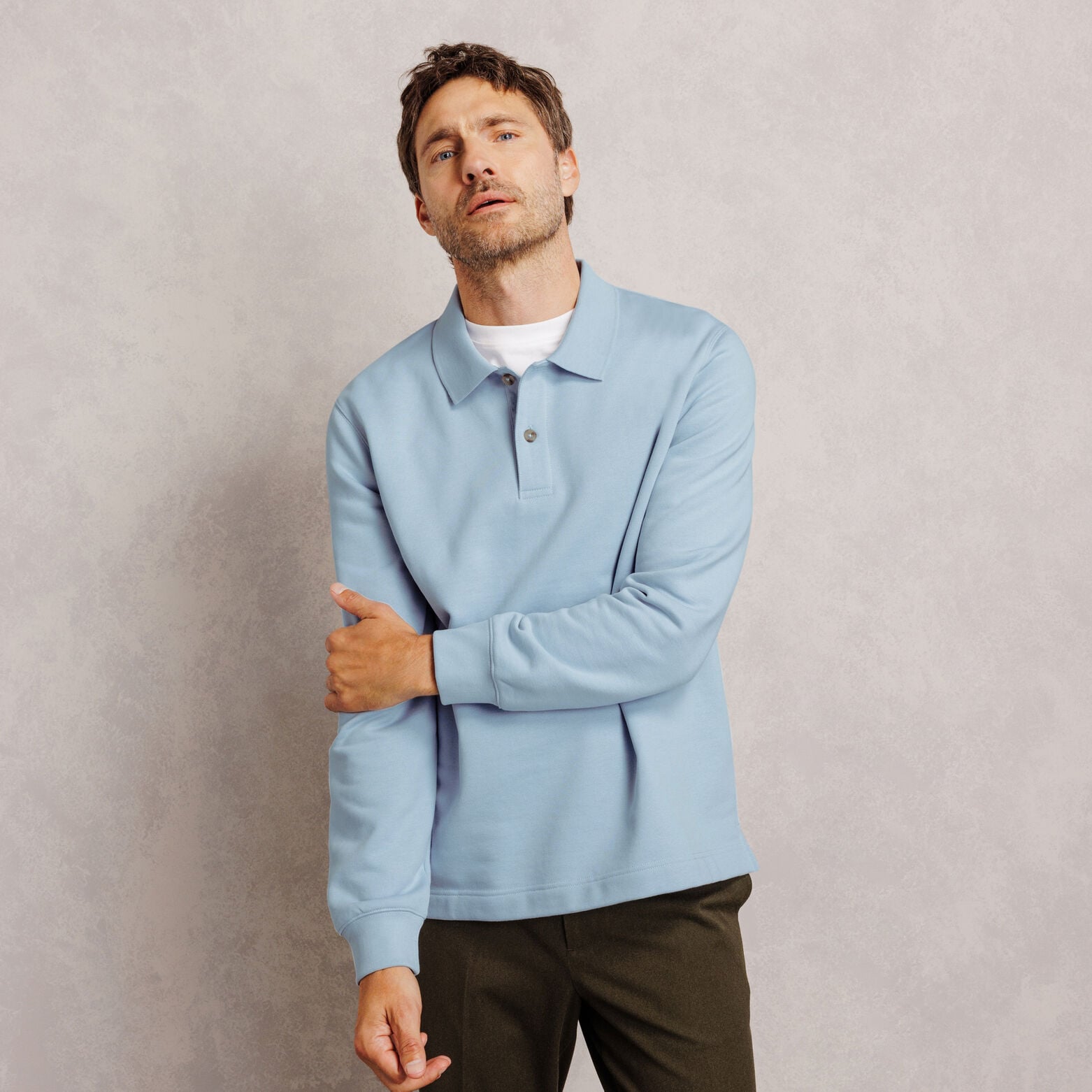 Polo en molleton boutonn&eacute; uni