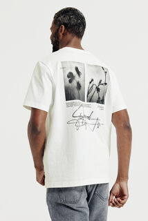 T-shirt met gebloemde print voor- en achteraan