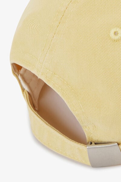 Pet met fantasie-borduursel