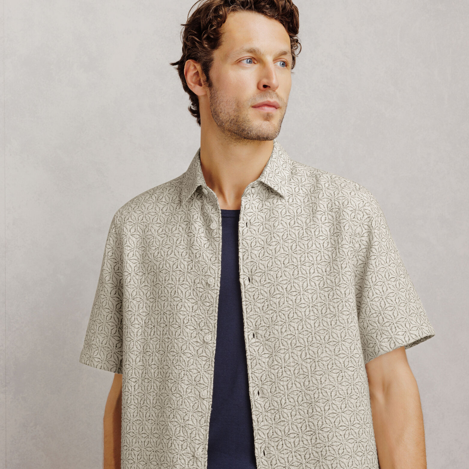 Chemisette 100% coton fleurie textur&eacute;e