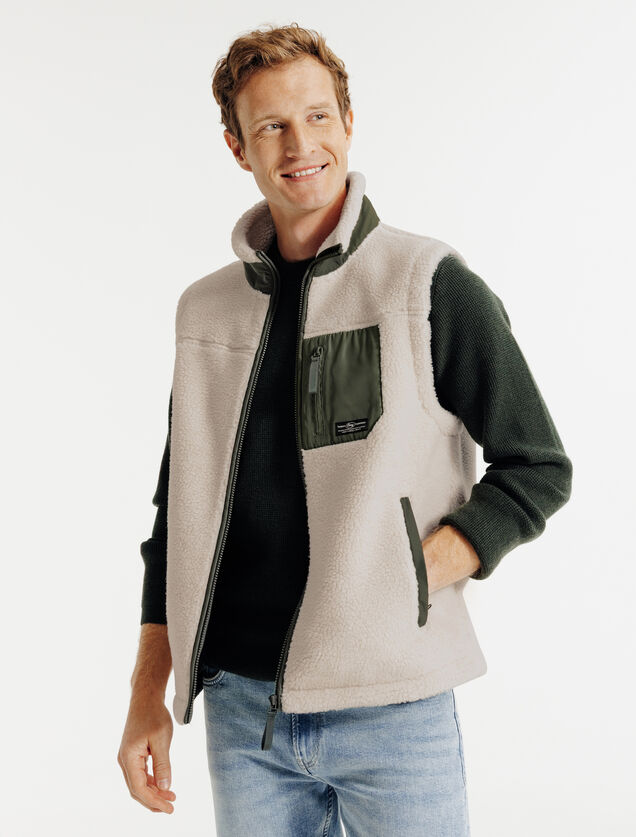 Veste sans manche en sherpa contrast&eacute;e