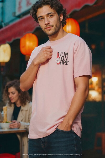 T-shirt met borstprint Tabasco-licentie 