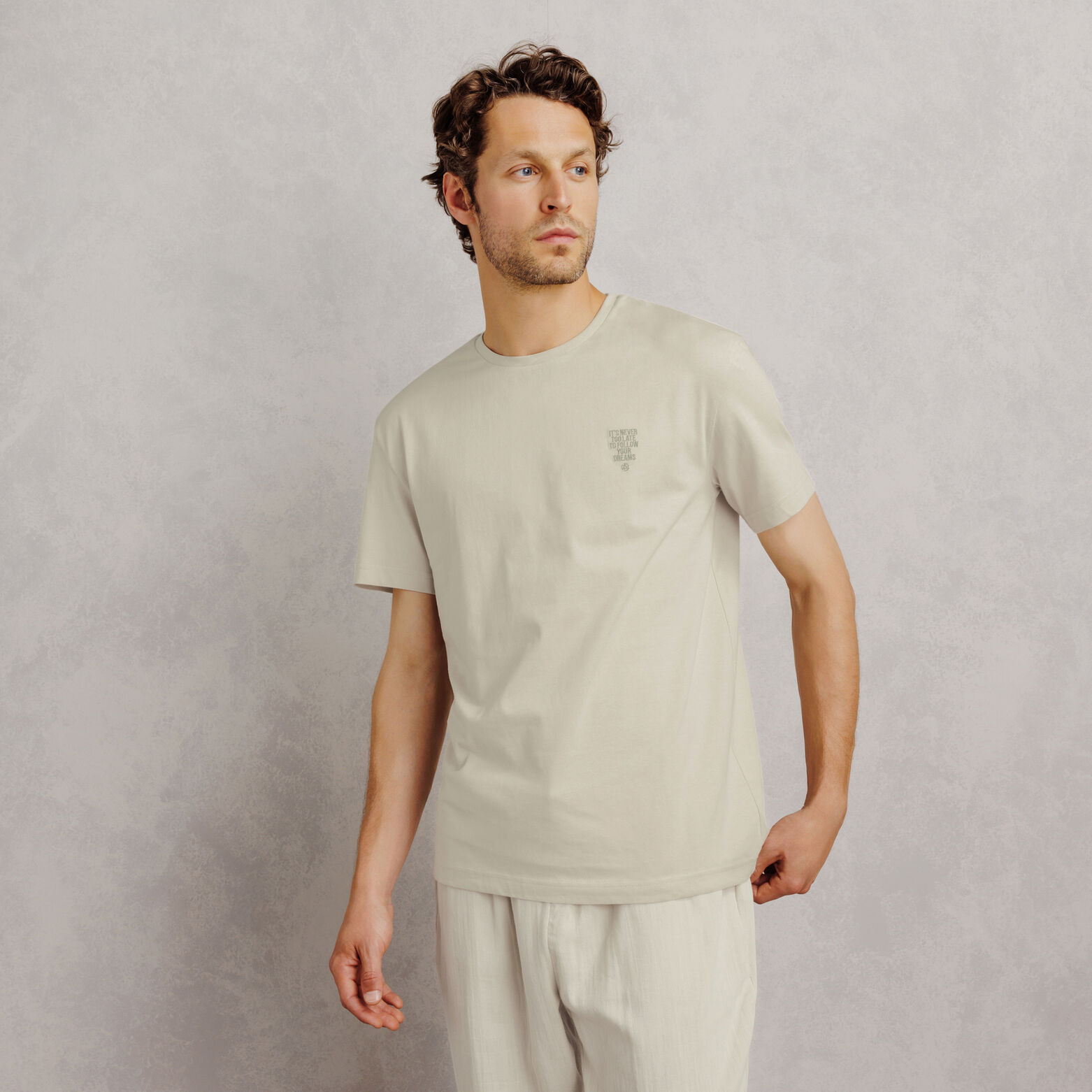 Pyjamaset met borduursel