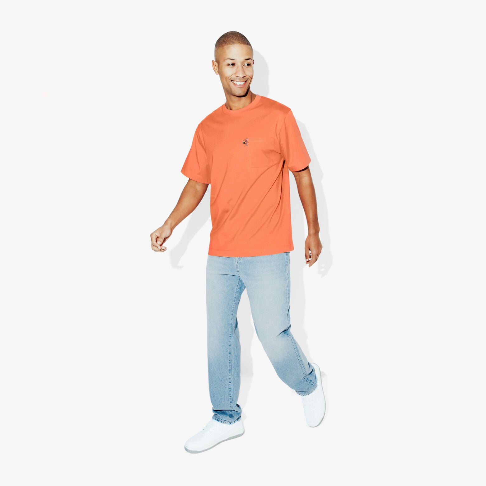 Tee shirt brod&eacute; col rond