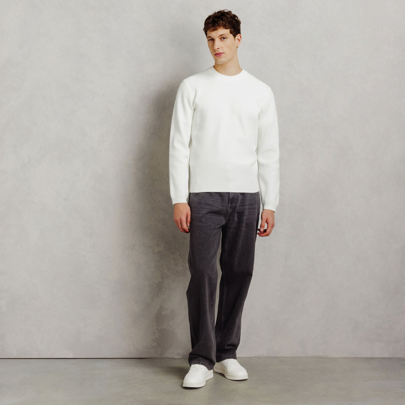 Pull col rond jeu de points fantaisie