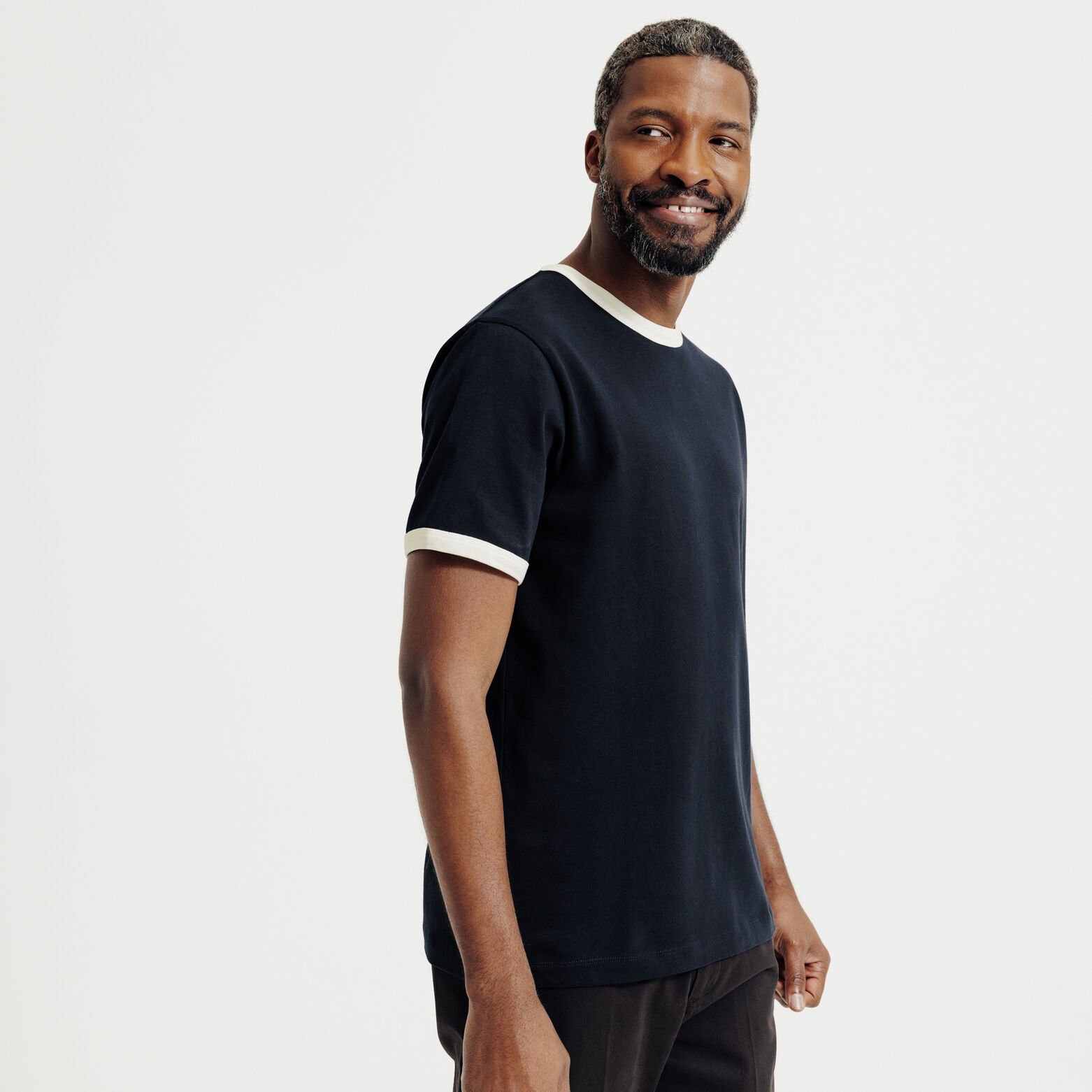 T-shirt met contrasterend borduursel