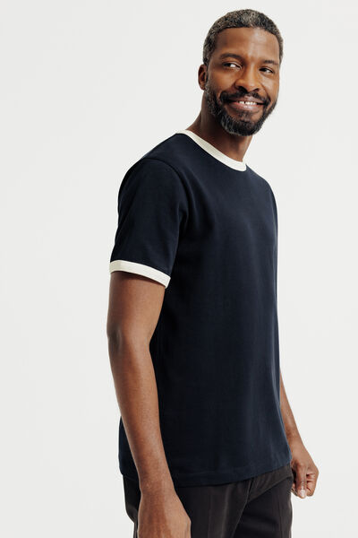 Tee shirt  contrast&eacute;