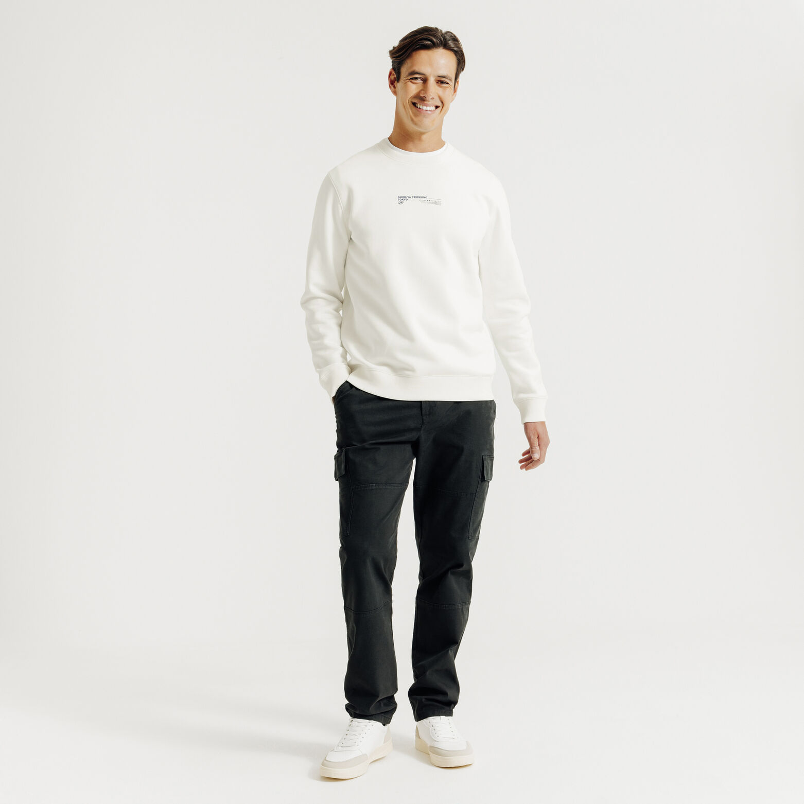 Sweater met ronde hals en print op voor-en achterk