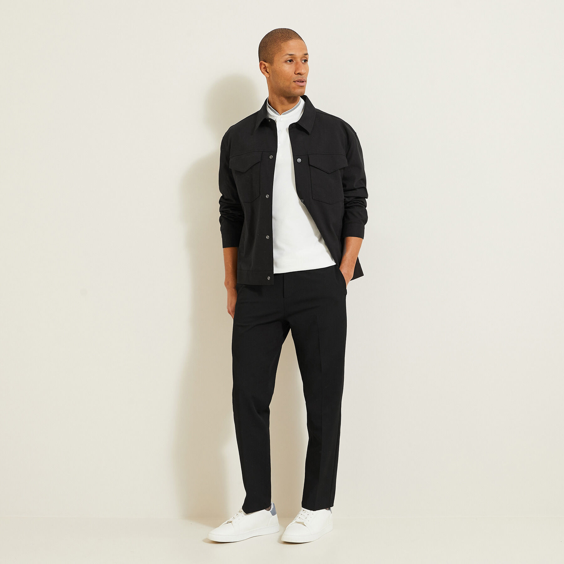 Polo manches courtes slim uni col mao pique